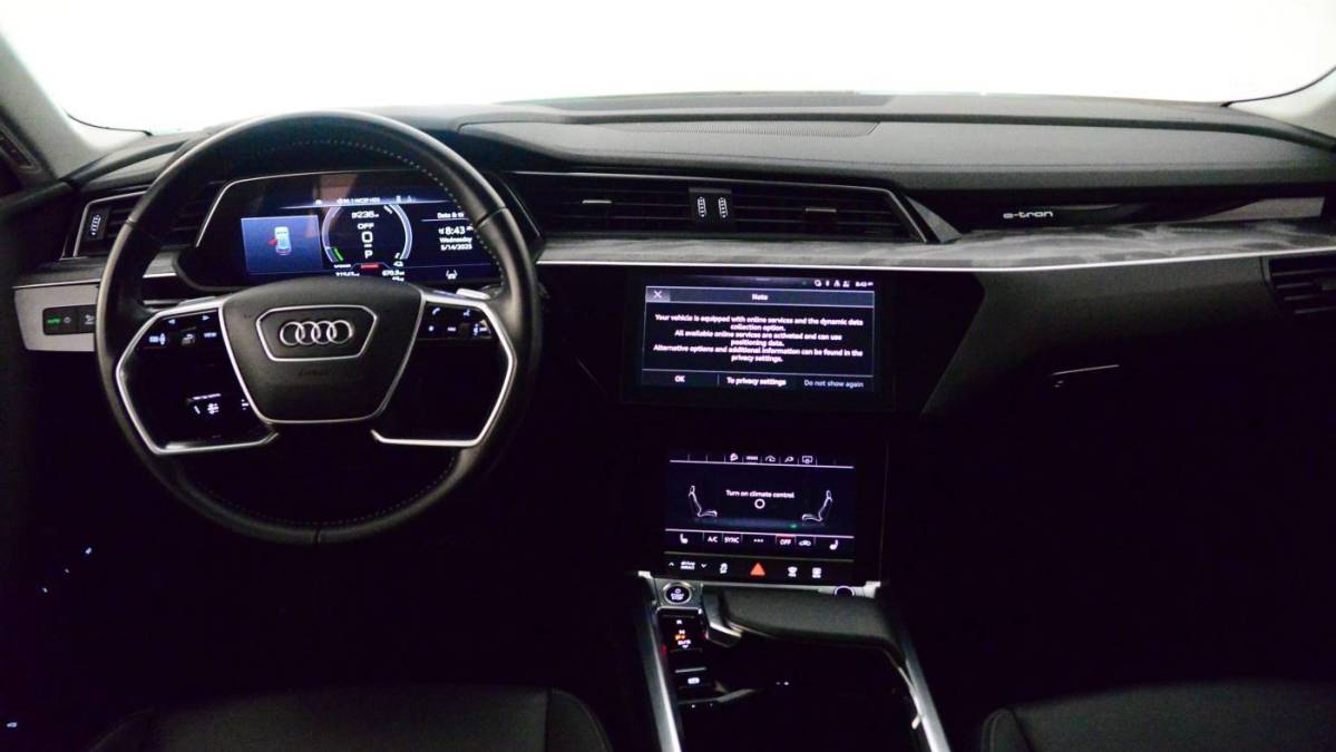 2021 Audi e-tron - Images - 23