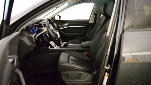 2021 Audi e-tron - Images - 25
