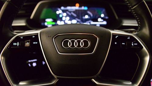 2021 Audi e-tron - Images - 34