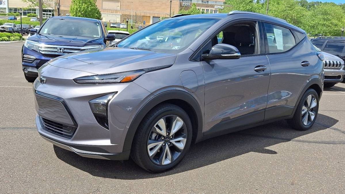 2022 Chevrolet Bolt - Images - 3
