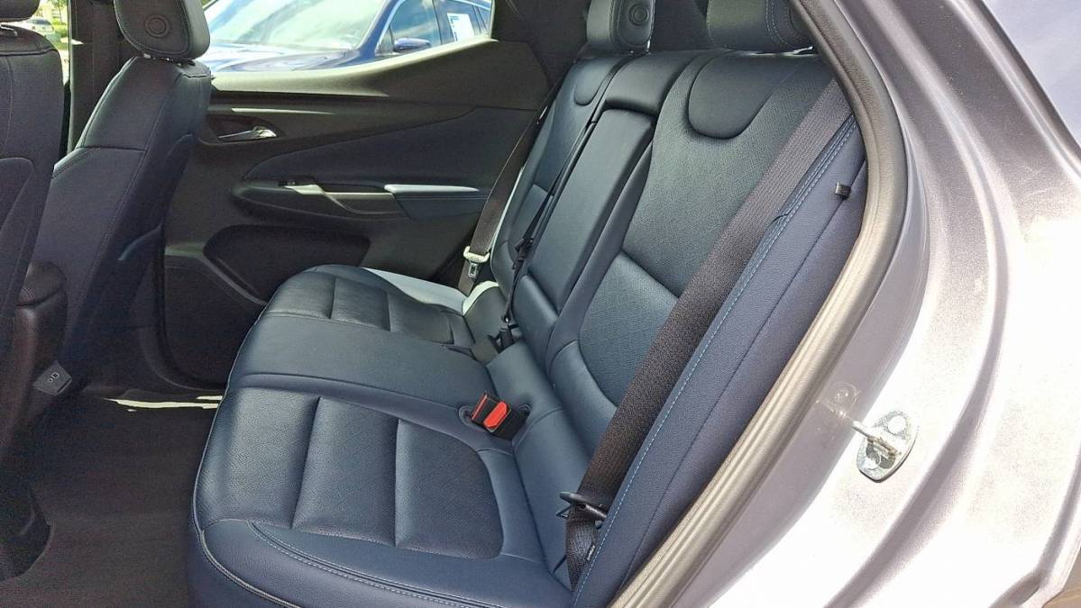 2022 Chevrolet Bolt - Images - 9