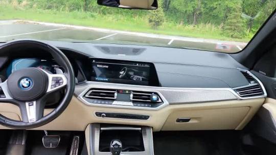 2022 BMW X5 - Images - 7