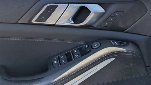 2022 BMW X5 - Images - 14