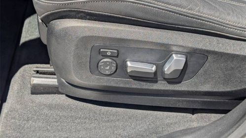 2022 BMW X5 - Images - 15