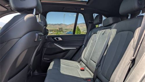 2022 BMW X5 - Images - 17