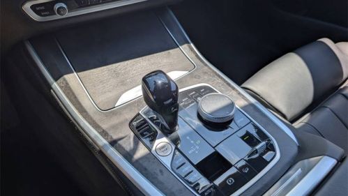 2022 BMW X5 - Images - 30