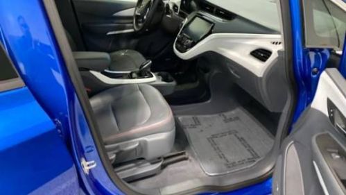2017 Chevrolet Bolt - Images - 10
