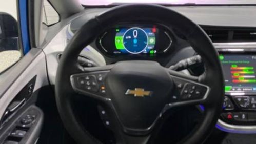 2017 Chevrolet Bolt - Images - 15