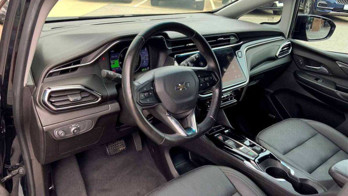 2023 Chevrolet Bolt - Images - 17