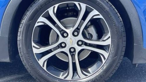 2017 Chevrolet Bolt - Images - 10