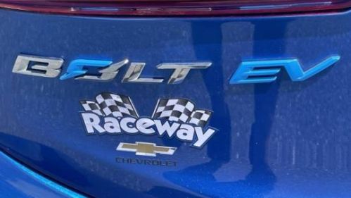 2017 Chevrolet Bolt - Images - 12