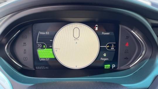 2017 Chevrolet Bolt - Images - 21