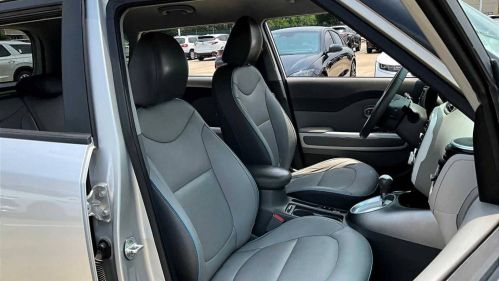 2016 Kia Soul - Images - 8