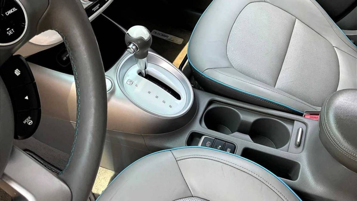 2016 Kia Soul - Images - 15