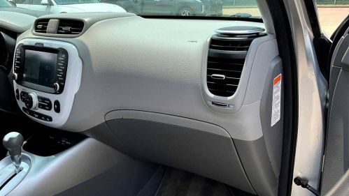 2016 Kia Soul - Images - 17