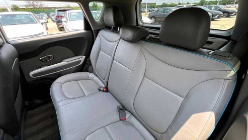 2016 Kia Soul - Images - 19