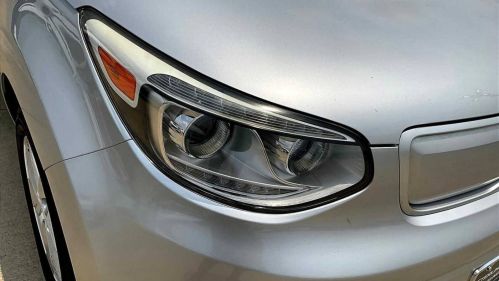 2016 Kia Soul - Images - 26