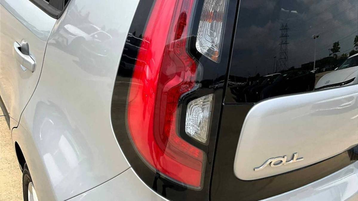 2016 Kia Soul - Images - 27
