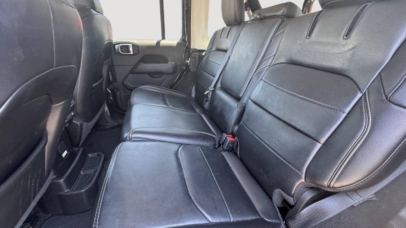 2023 Jeep Wrangler 1C4JJXP65PW698858