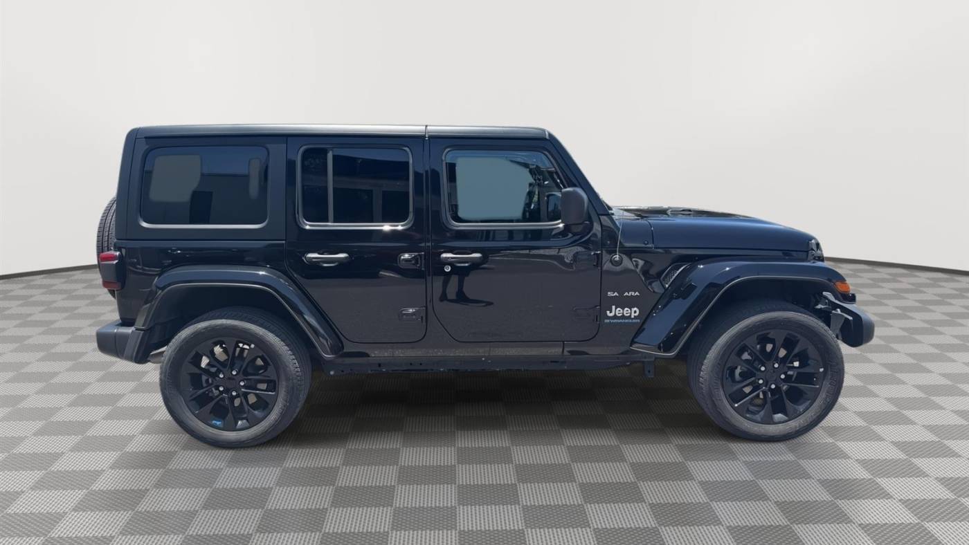 2023 Jeep Wrangler 1C4JJXP65PW698858