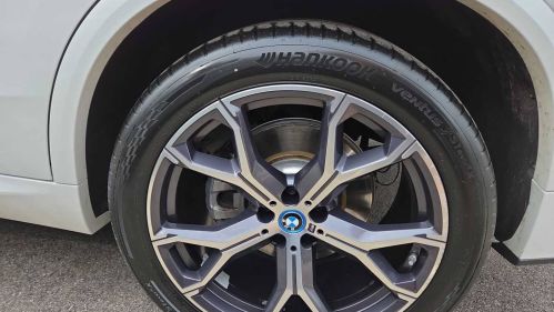2022 BMW X5 - Images - 9