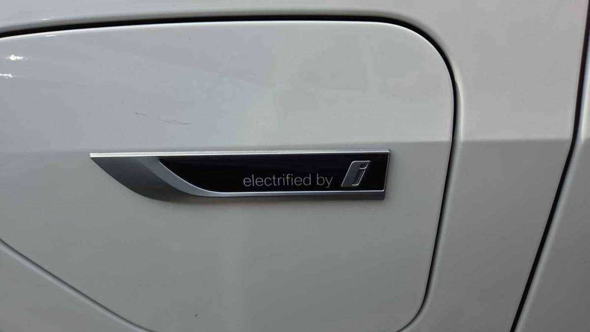 2022 BMW X5 - Images - 10