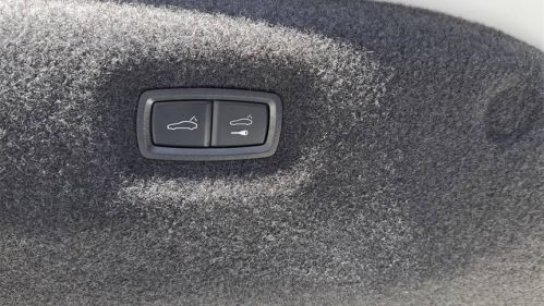 2023 Porsche Taycan - Images - 7