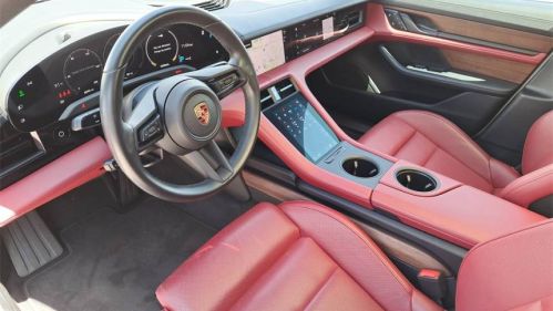 2023 Porsche Taycan - Images - 18