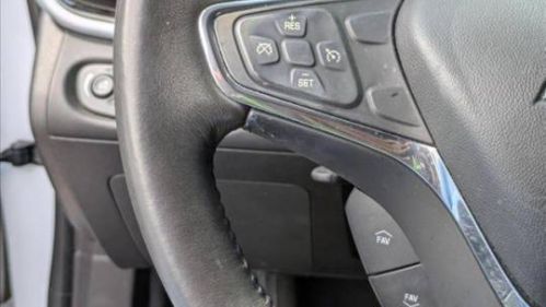 2017 Chevrolet VOLT - Images - 12