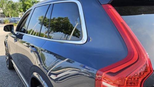 2022 Volvo XC90 - Images - 10