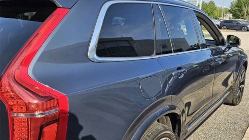 2022 Volvo XC90 - Images - 16