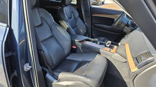 2022 Volvo XC90 - Images - 21