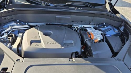 2022 Volvo XC90 - Images - 29