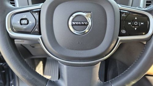2022 Volvo XC90 - Images - 37