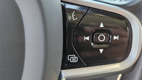 2022 Volvo XC90 - Images - 39