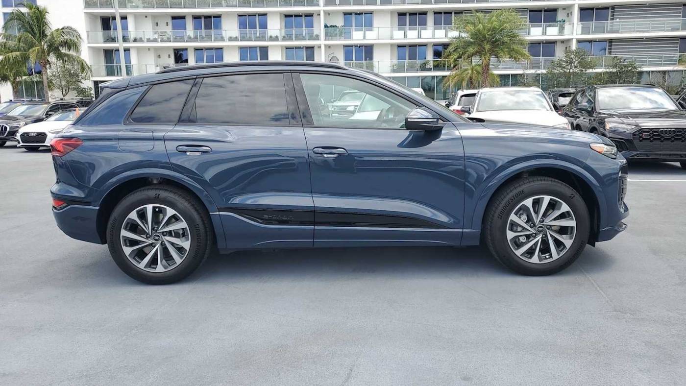 2025 Audi Q6 e-tron WA124BGF3SA041071