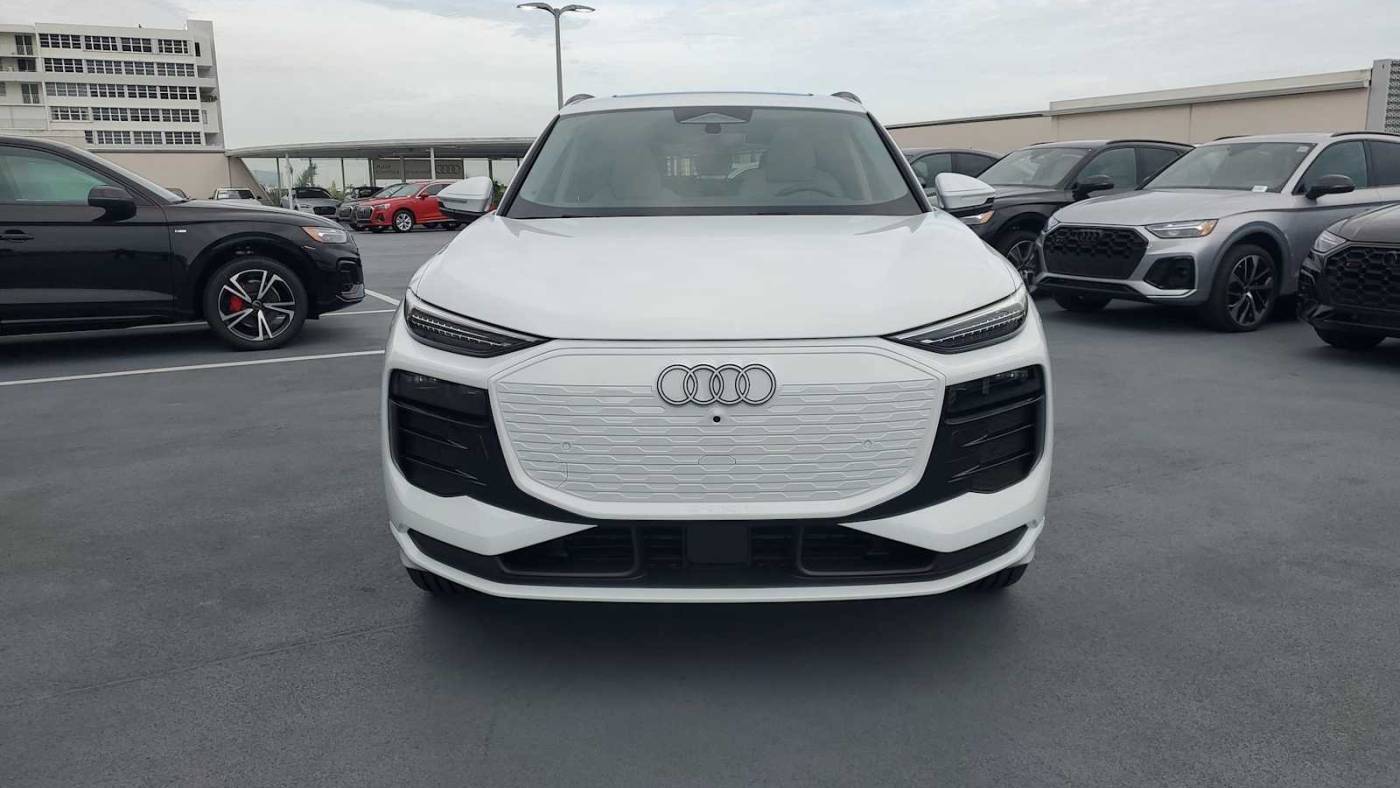 2025 Audi Q6 e-tron WA124BGFXSA044422