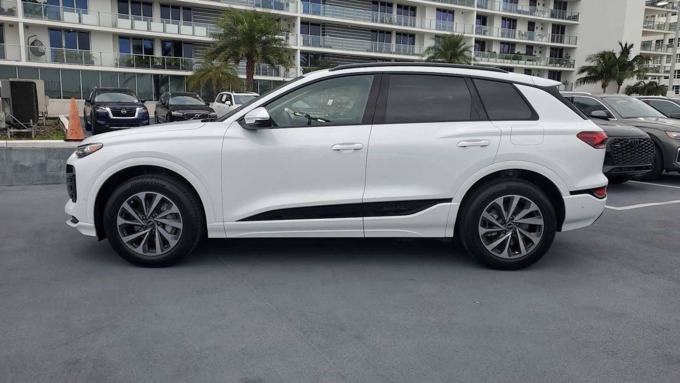 2025 Audi Q6 e-tron WA124BGFXSA044422