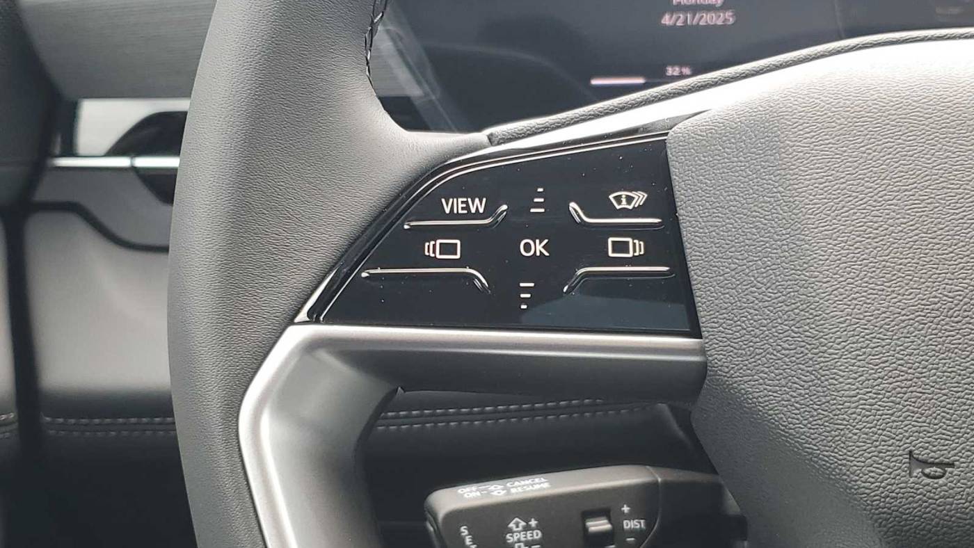 2025 Audi Q6 e-tron WA124BGF3SA041071