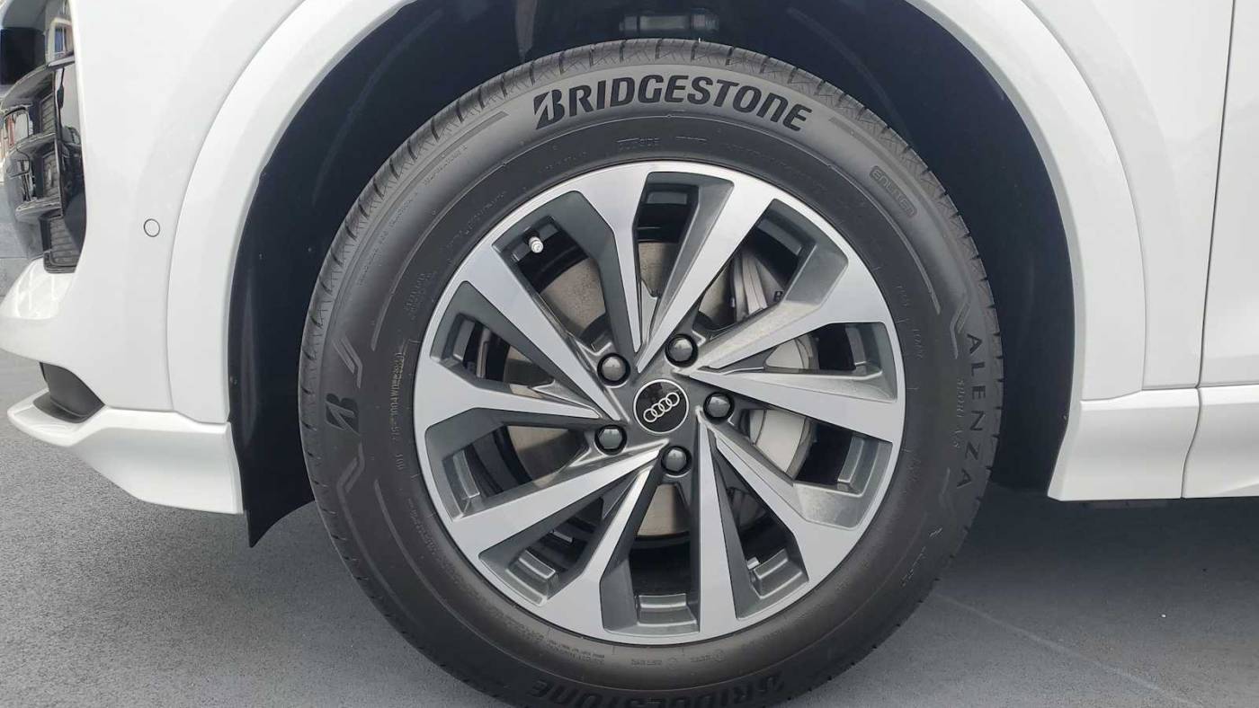 2025 Audi Q6 e-tron WA124BGFXSA044422
