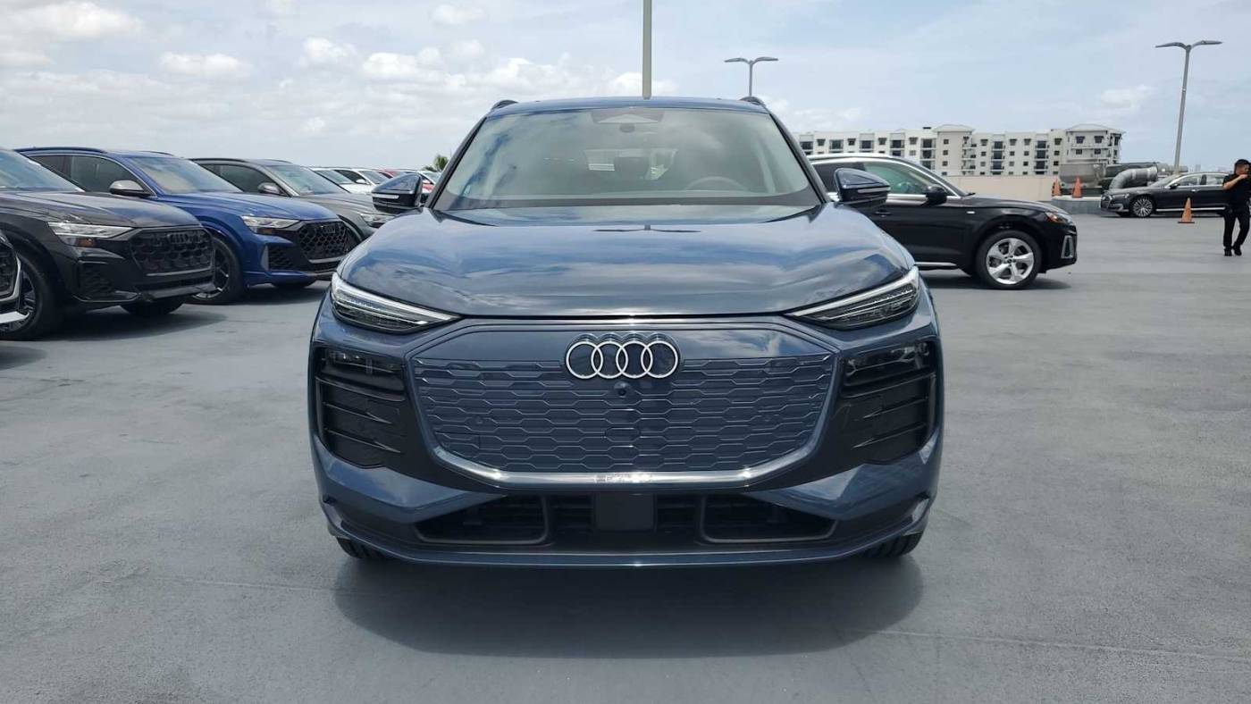 2025 Audi Q6 e-tron WA124BGF3SA041071