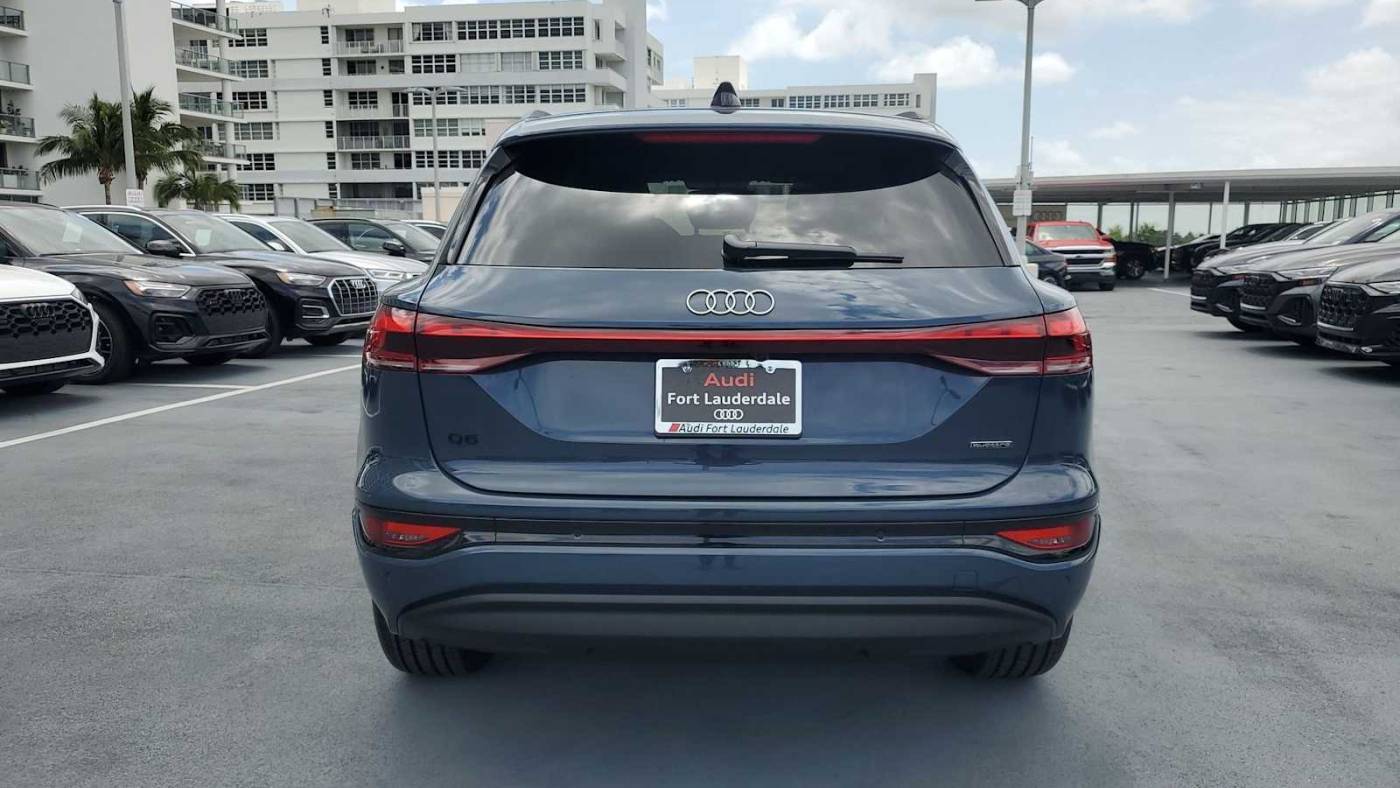 2025 Audi Q6 e-tron WA124BGF3SA041071