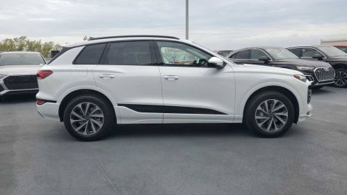 2025 Audi Q6 e-tron WA124BGFXSA044422