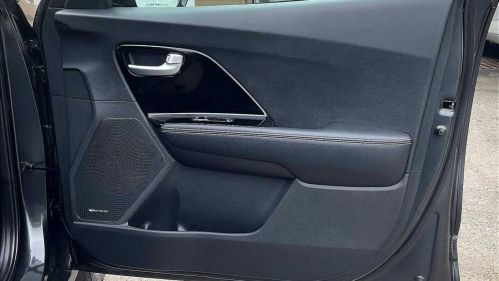 2022 Kia NIRO EV - Images - 12