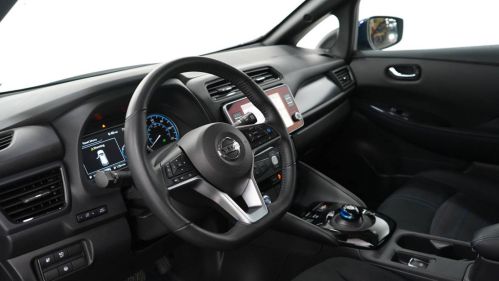 2020 Nissan LEAF - Images - 17