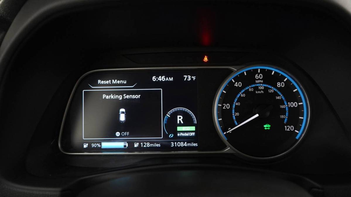 2020 Nissan LEAF - Images - 23