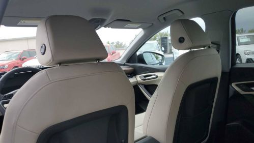2025 Audi Q6 e-tron WA112BGF4SA016777