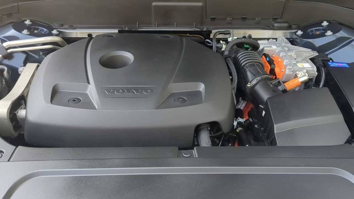 2022 Volvo XC90 - Images - 15
