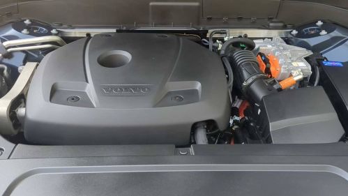 2022 Volvo XC90 - Images - 15