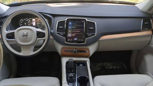 2022 Volvo XC90 - Images - 16